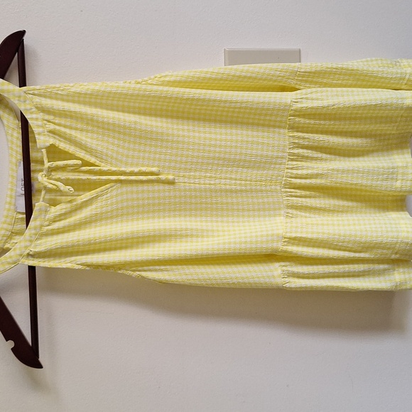 3/$20 LOFT Yellow Gingham Peplum Tank Top Size M - Picture 4 of 6